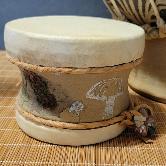 Handmade pottery Rattle Skin Drum Artist Made PNW 🎶 Vintage unique - Picture 1 of 12